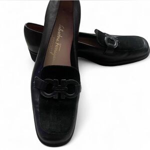 Salvatore Ferragamo Women’s Black Leather Loafers Size 7.5B